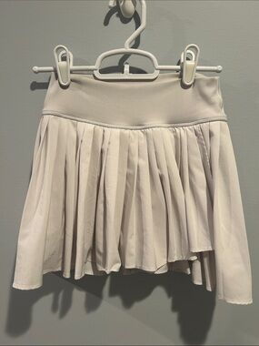 White Tennis Skirt with Wide Waistband size XS